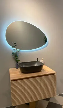Купить Зеркало Омега 92*60 (бесконтактный сенсор) Silver Mirrors в Хабаровске
